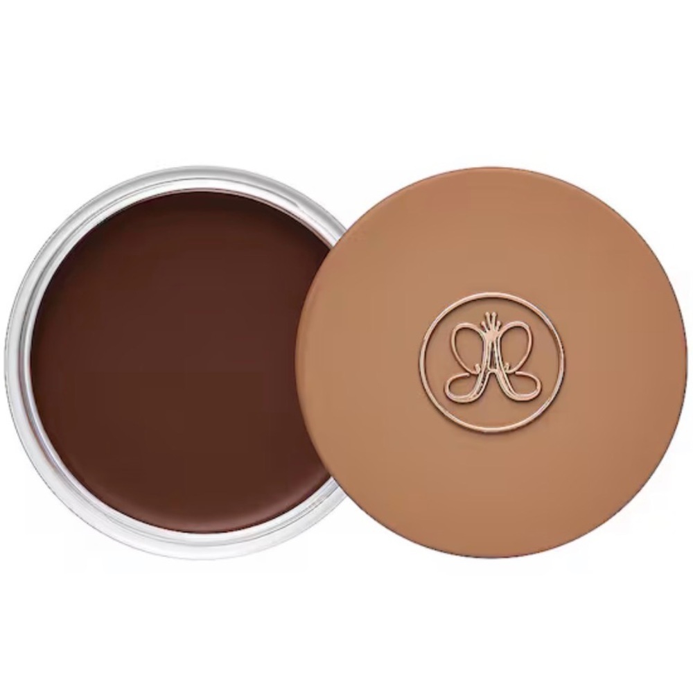 Anastasia Beverly Hills
Matte Contour and Sculpt Cream Bronzer color chestnut